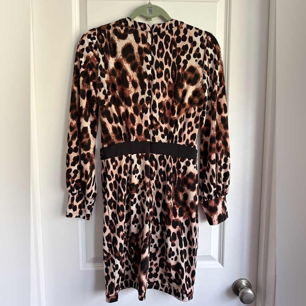 Bebe Leopard Print Mini Dress V-Neck Long Sleeve Beaded Waist Animal Print XS - Picture 5 of 5